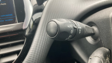 Peugeot 208 1.2 PureTech 82 Signature 5dr [Start Stop] Petrol Hatchback